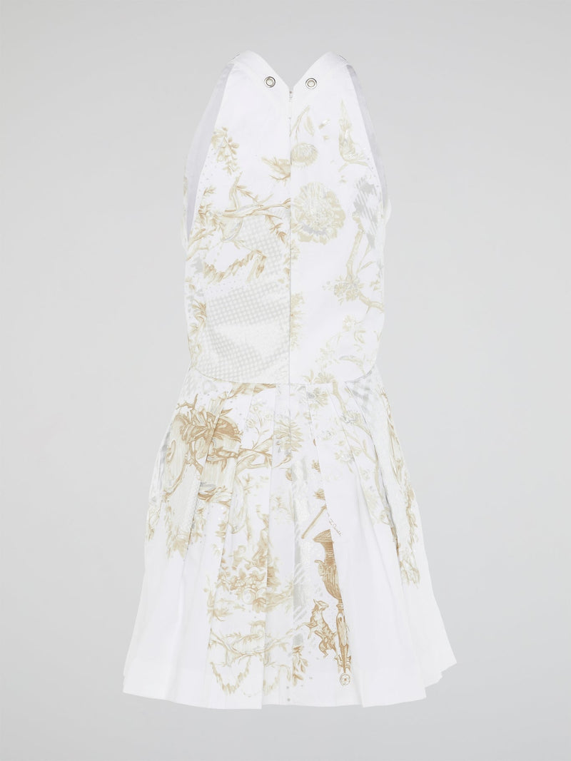 Elevate your style with this stunning White Printed Lace Up Dress from Roberto Cavalli. With intricate lace detailing and a flattering silhouette, this dress is perfect for any special occasion or night out. Make a statement and turn heads wherever you go in this elegant and sophisticated piece.