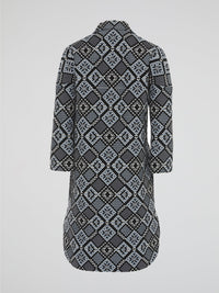 Wrap yourself in timeless elegance with the Grey Checkered Coat by Akris Punto. Crafted with meticulous attention to detail, this exquisite coat combines traditional design with a contemporary twist. Its striking checkered pattern and effortless silhouette make it a standout piece for any fashion-forward individual looking to make a sophisticated statement.