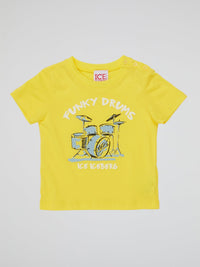 Dress your little explorer in our Yellow Printed T-Shirt (Kids)Iceberg, a ticket to their vibrant imagination! Crafted with utmost care, this shirt features a captivating Antarctic scene with playful penguins, majestic icebergs, and a touch of sunshine yellow to brighten up their day. Made with soft, breathable fabric, this T-shirt ensures ultimate comfort while sparking their wanderlust for countless icy adventures ahead!