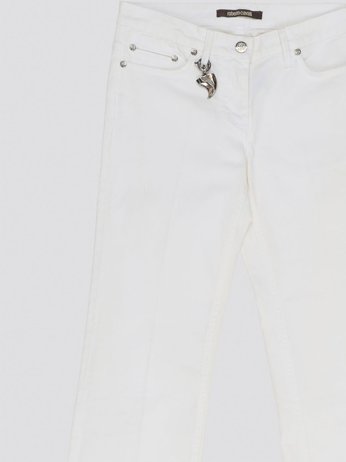 Elevate your denim game with these stunning White Wide Leg Denim Jeans from Roberto Cavalli. Crafted from premium quality denim, these jeans feature a sophisticated wide leg silhouette that exudes elegance and style. Perfect for day or night, these jeans are a versatile must-have addition to your wardrobe.