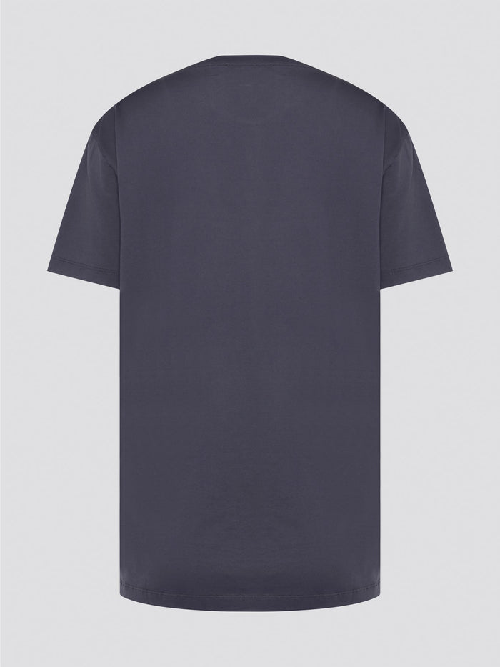 Elevate your casual style with our Navy Printed Oversized T-Shirt by Roberto Cavalli. Featuring a bold abstract print and a relaxed fit, this tee is perfect for adding a statement piece to your wardrobe. Made from high-quality materials, this t-shirt is both comfortable and fashion-forward for a standout look wherever you go.