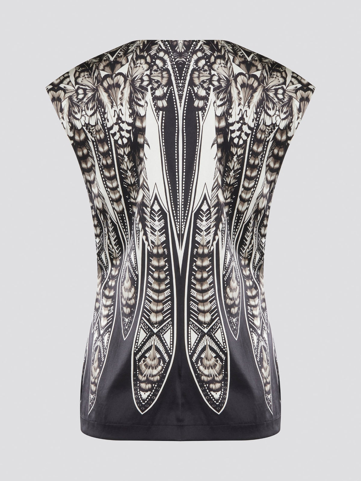 Elevate your summer wardrobe with this effortlessly chic Black Printed Sleeveless Top from Roberto Cavalli. Crafted from luxurious materials, this top features a striking print that is sure to turn heads wherever you go. Pair it with tailored pants for a sophisticated office look, or dress it down with jeans for a casual weekend ensemble.