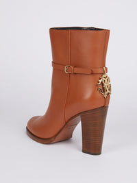 Rear Logo Country Ankle Boots