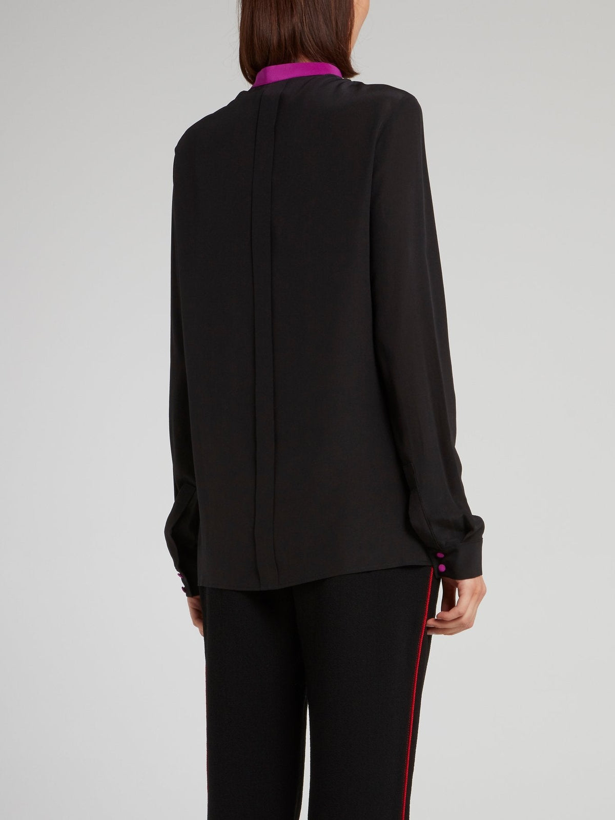 Black Rear Pleat Crewneck Shirt