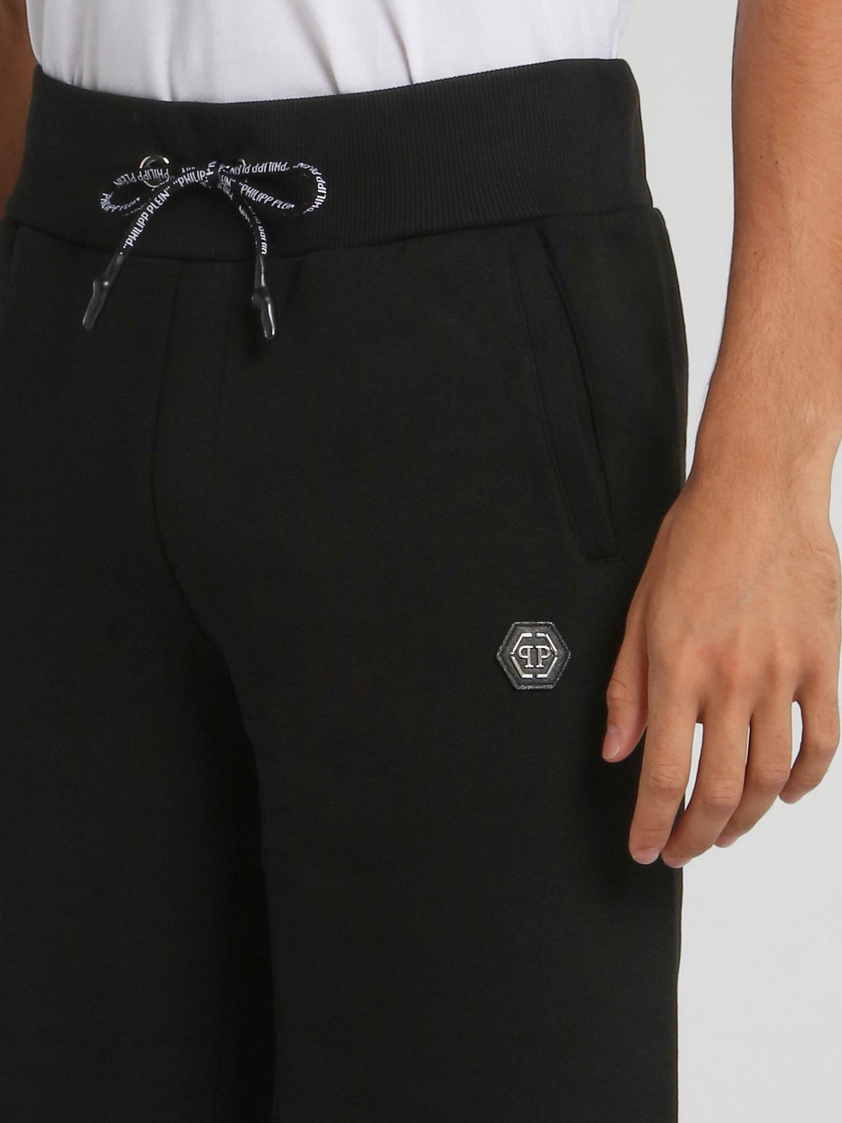 Black Folded Hem Jogging Shorts